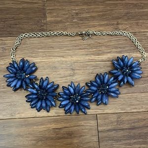 Blue flower necklace